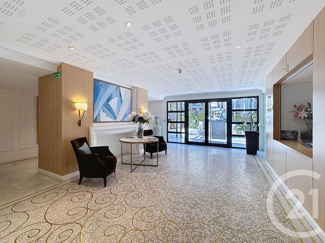 Appartement F2 à vendre - 2 pièces - 53.0 m2 - CANNES - 06 - PROVENCE-ALPES-COTE-D-AZUR - Century 21 Adhère Transactions