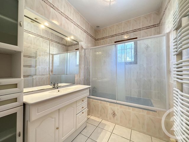 maison à louer - 5 pièces - 154.67 m2 - VALBONNE - 06 - PROVENCE-ALPES-COTE-D-AZUR - Century 21 Adhère Transactions