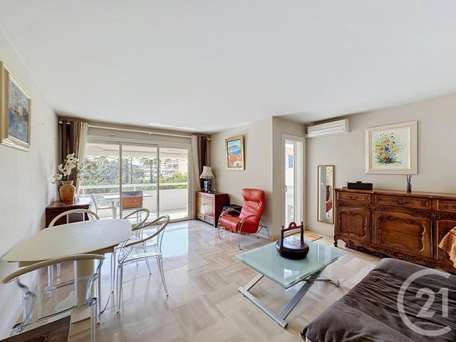 Appartement F3 à vendre - 3 pièces - 66.03 m2 - CANNES - 06 - PROVENCE-ALPES-COTE-D-AZUR - Century 21 Adhère Transactions
