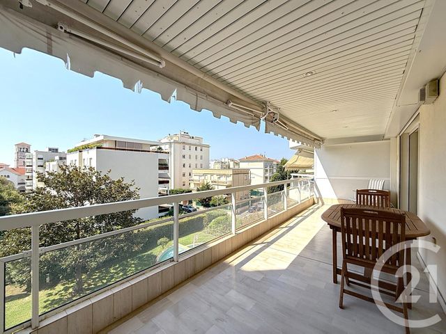 Appartement F3 à vendre - 3 pièces - 67.0 m2 - CANNES - 06 - PROVENCE-ALPES-COTE-D-AZUR - Century 21 Adhère Transactions