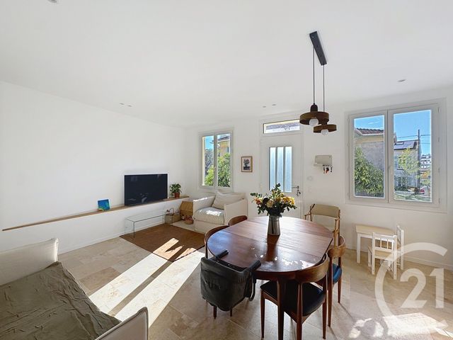 Appartement F3 à vendre - 3 pièces - 66.0 m2 - CANNES - 06 - PROVENCE-ALPES-COTE-D-AZUR - Century 21 Adhère Transactions