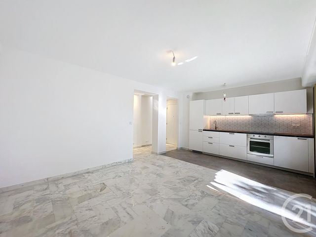 Appartement F2 à louer - 2 pièces - 40.83 m2 - CANNES - 06 - PROVENCE-ALPES-COTE-D-AZUR - Century 21 Adhère Transactions