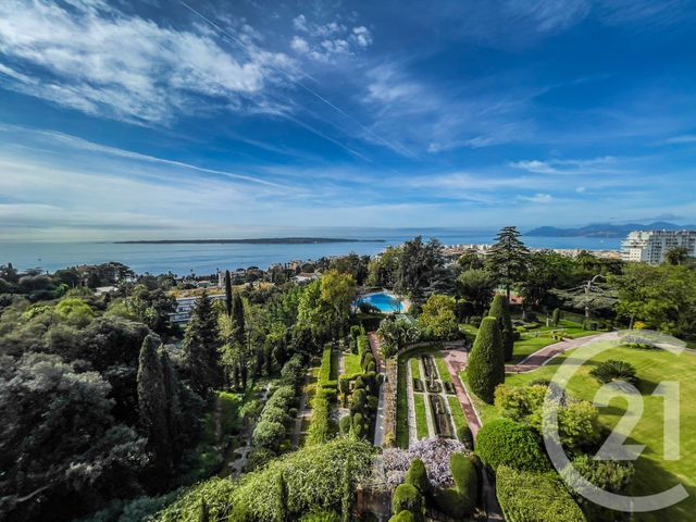 Appartement F4 à louer - 4 pièces - 151.6 m2 - CANNES - 06 - PROVENCE-ALPES-COTE-D-AZUR - Century 21 Adhère Transactions