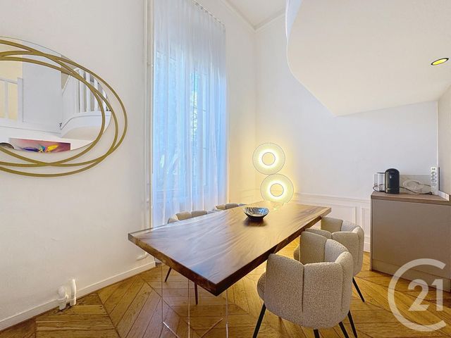 Afficher la photo en grand Appartement Duplex à vendre - 2 pièces - 55.0 m2 - CANNES - 06 - PROVENCE-ALPES-COTE-D-AZUR - Century 21 Adhère Transactions