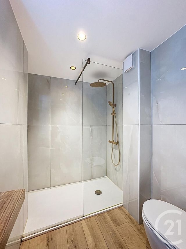 Afficher la photo en grand Appartement Duplex à vendre - 2 pièces - 55.0 m2 - CANNES - 06 - PROVENCE-ALPES-COTE-D-AZUR - Century 21 Adhère Transactions