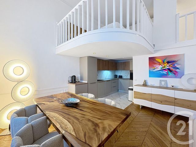 Afficher la photo en grand Appartement Duplex à vendre - 2 pièces - 55.0 m2 - CANNES - 06 - PROVENCE-ALPES-COTE-D-AZUR - Century 21 Adhère Transactions