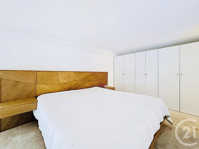 Afficher la photo en grand Appartement Duplex à vendre - 2 pièces - 55.0 m2 - CANNES - 06 - PROVENCE-ALPES-COTE-D-AZUR - Century 21 Adhère Transactions