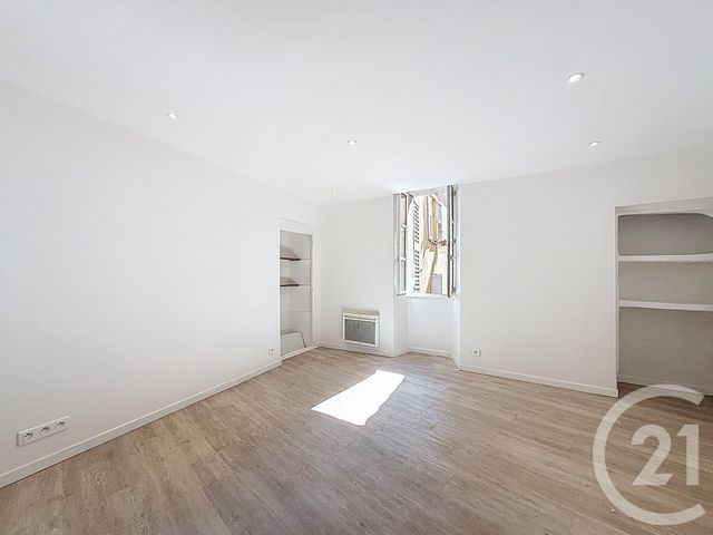 Appartement F1 à louer - 1 pièce - 26.64 m2 - GRASSE - 06 - PROVENCE-ALPES-COTE-D-AZUR - Century 21 Adhère Transactions