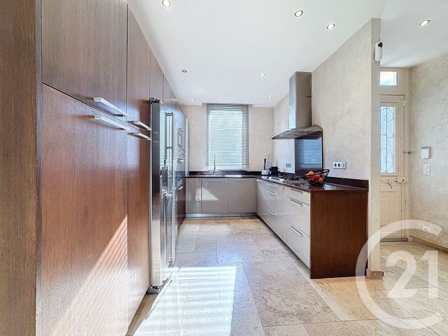 Afficher la photo en grand maison à vendre - 6 pièces - 230.0 m2 - CANNES - 06 - PROVENCE-ALPES-COTE-D-AZUR - Century 21 Adhère Transactions