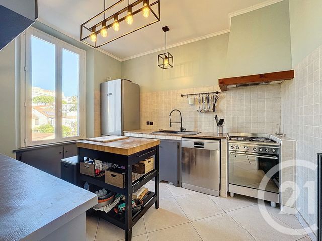 Afficher la photo en grand maison à vendre - 6 pièces - 230.0 m2 - CANNES - 06 - PROVENCE-ALPES-COTE-D-AZUR - Century 21 Adhère Transactions