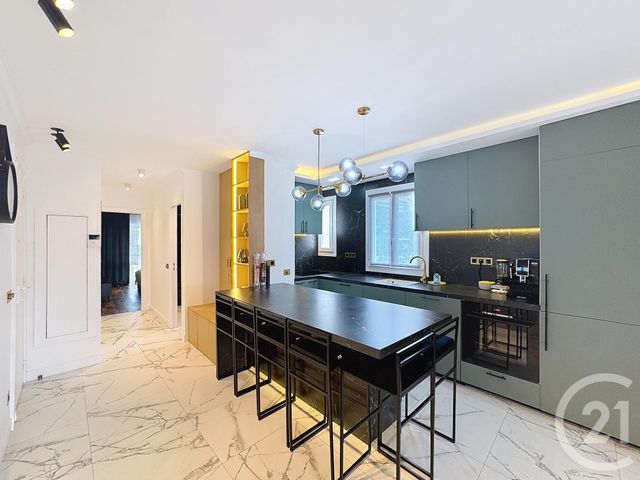 Afficher la photo en grand Appartement F3 à vendre - 3 pièces - 65.84 m2 - CANNES - 06 - PROVENCE-ALPES-COTE-D-AZUR - Century 21 Adhère Transactions