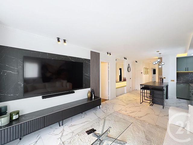 Afficher la photo en grand Appartement F3 à vendre - 3 pièces - 65.84 m2 - CANNES - 06 - PROVENCE-ALPES-COTE-D-AZUR - Century 21 Adhère Transactions