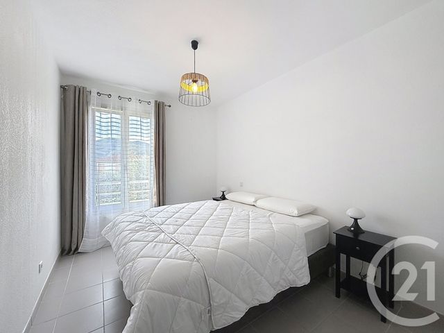 maison à louer - 4 pièces - 84.74 m2 - LA ROQUETTE SUR SIAGNE - 06 - PROVENCE-ALPES-COTE-D-AZUR - Century 21 Adhère Transactions