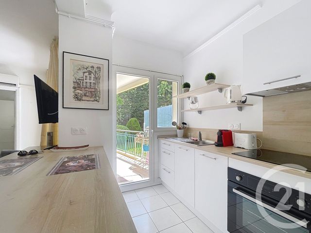 Afficher la photo en grand Appartement F1 à louer - 1 pièce - 35.58 m2 - CANNES - 06 - PROVENCE-ALPES-COTE-D-AZUR - Century 21 Adhère Transactions