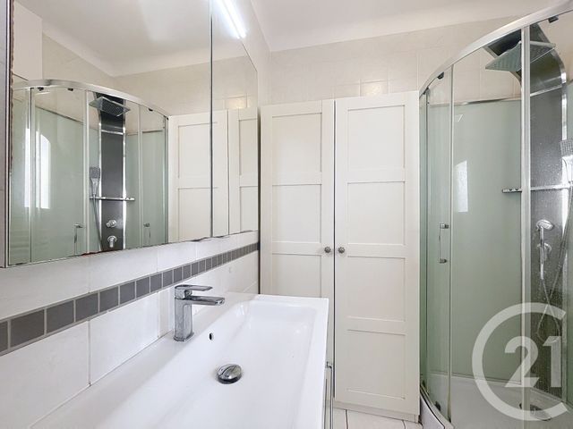 Afficher la photo en grand Appartement F1 à louer - 1 pièce - 35.58 m2 - CANNES - 06 - PROVENCE-ALPES-COTE-D-AZUR - Century 21 Adhère Transactions