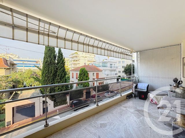 Appartement F1 à vendre - 1 pièce - 33.0 m2 - CANNES - 06 - PROVENCE-ALPES-COTE-D-AZUR - Century 21 Adhère Transactions