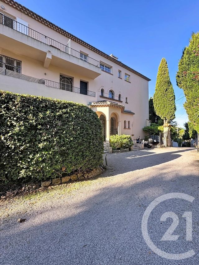 Appartement F4 à vendre - 4 pièces - 100.0 m2 - CANNES - 06 - PROVENCE-ALPES-COTE-D-AZUR - Century 21 Adhère Transactions