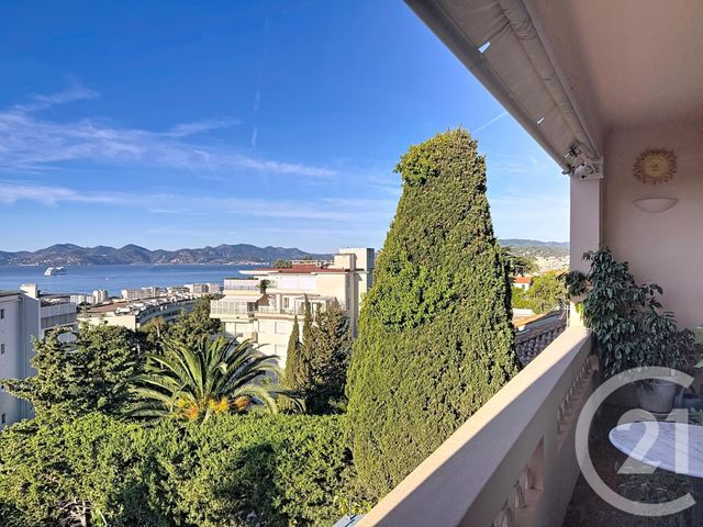 Appartement F4 à vendre - 4 pièces - 100.0 m2 - CANNES - 06 - PROVENCE-ALPES-COTE-D-AZUR - Century 21 Adhère Transactions