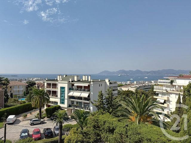 Appartement F4 à vendre - 4 pièces - 100.0 m2 - CANNES - 06 - PROVENCE-ALPES-COTE-D-AZUR - Century 21 Adhère Transactions
