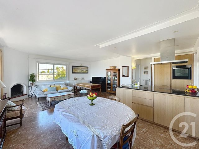 Appartement F4 à vendre - 4 pièces - 100.0 m2 - CANNES - 06 - PROVENCE-ALPES-COTE-D-AZUR - Century 21 Adhère Transactions