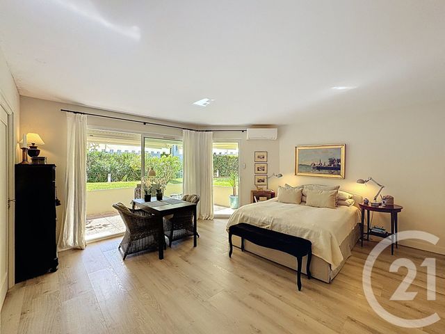 Appartement F1 à vendre - 1 pièce - 34.4 m2 - CANNES - 06 - PROVENCE-ALPES-COTE-D-AZUR - Century 21 Adhère Transactions