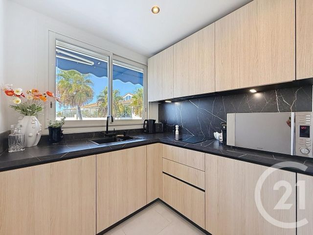 Appartement F1 à louer - 1 pièce - 22.17 m2 - CANNES - 06 - PROVENCE-ALPES-COTE-D-AZUR - Century 21 Adhère Transactions