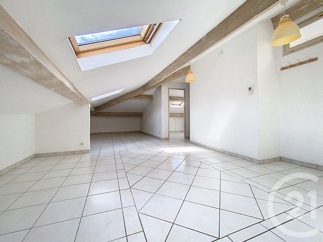 Appartement F3 à louer - 3 pièces - 79.45 m2 - LE CANNET - 06 - PROVENCE-ALPES-COTE-D-AZUR - Century 21 Adhère Transactions