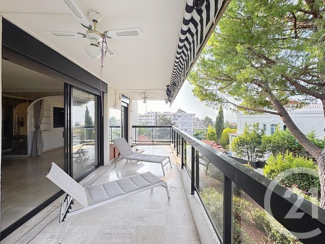 Appartement F3 à vendre - 3 pièces - 84.0 m2 - CANNES - 06 - PROVENCE-ALPES-COTE-D-AZUR - Century 21 Adhère Transactions