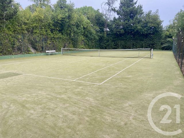 Appartement F3 à vendre - 3 pièces - 84.0 m2 - CANNES - 06 - PROVENCE-ALPES-COTE-D-AZUR - Century 21 Adhère Transactions