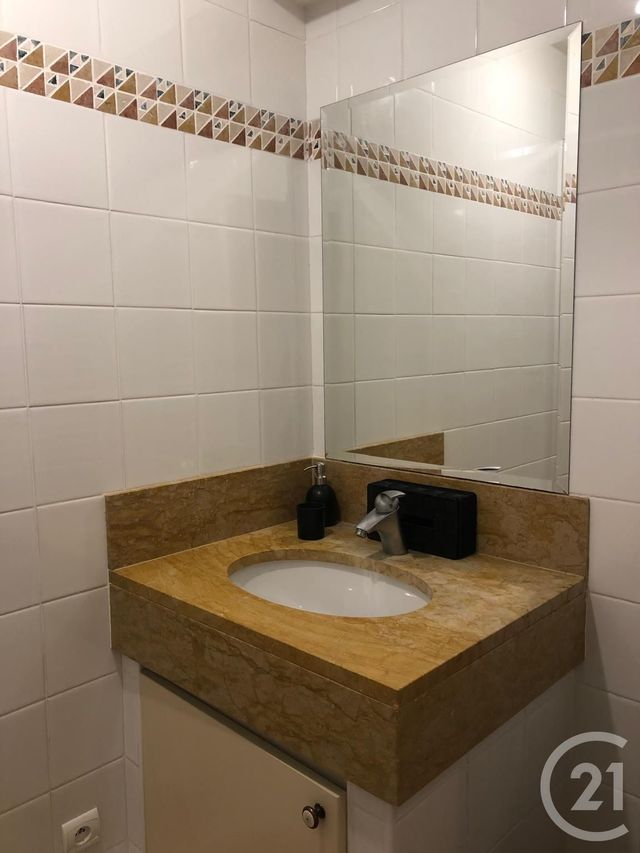 Appartement F3 à louer - 3 pièces - 75.0 m2 - VALBONNE - 06 - PROVENCE-ALPES-COTE-D-AZUR - Century 21 Adhère Transactions