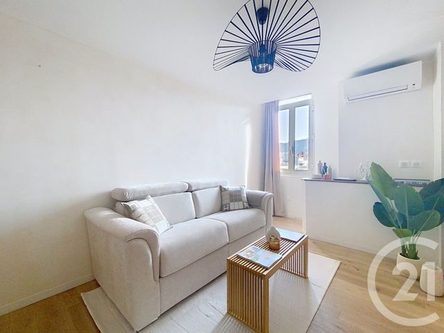 Appartement F2 à louer - 2 pièces - 30.0 m2 - CANNES - 06 - PROVENCE-ALPES-COTE-D-AZUR - Century 21 Adhère Transactions