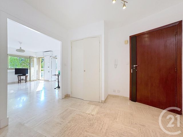 Appartement F1 à vendre - 2 pièces - 45.0 m2 - CANNES - 06 - PROVENCE-ALPES-COTE-D-AZUR - Century 21 Adhère Transactions