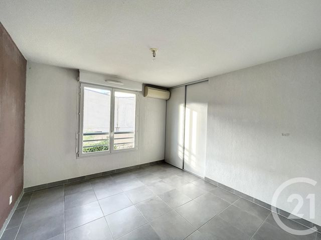 Appartement F2 à louer - 2 pièces - 42.85 m2 - GRASSE - 06 - PROVENCE-ALPES-COTE-D-AZUR - Century 21 Adhère Transactions