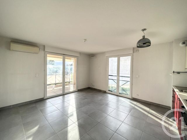 Appartement F2 à louer - 2 pièces - 42.85 m2 - GRASSE - 06 - PROVENCE-ALPES-COTE-D-AZUR - Century 21 Adhère Transactions