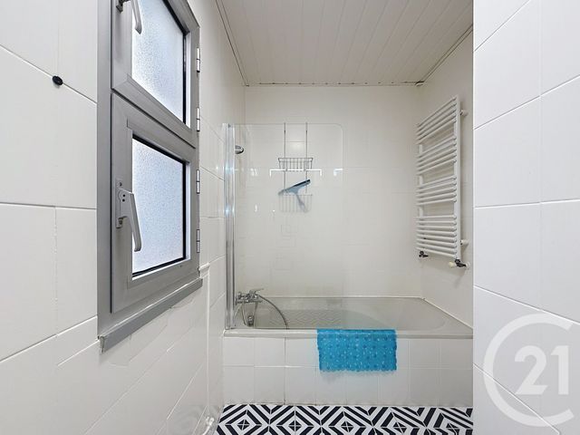 Appartement F2 à louer - 2 pièces - 48.85 m2 - CANNES - 06 - PROVENCE-ALPES-COTE-D-AZUR - Century 21 Adhère Transactions