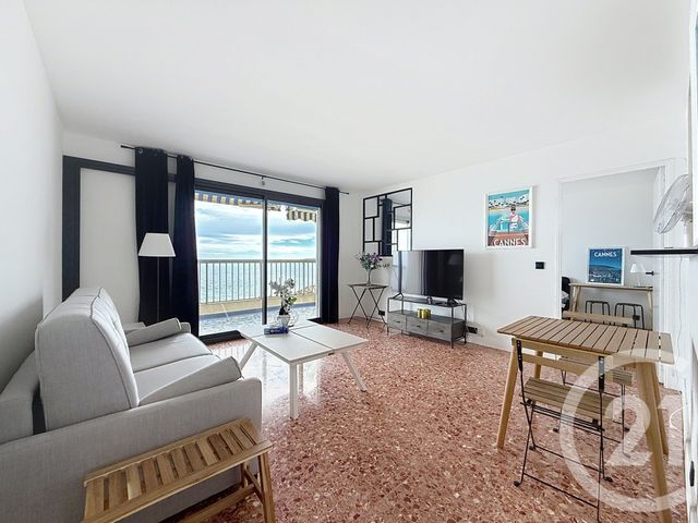 Appartement F2 à louer - 2 pièces - 48.85 m2 - CANNES - 06 - PROVENCE-ALPES-COTE-D-AZUR - Century 21 Adhère Transactions
