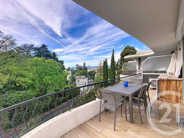 Appartement F2 à louer - 2 pièces - 34.44 m2 - CANNES - 06 - PROVENCE-ALPES-COTE-D-AZUR - Century 21 Adhère Transactions