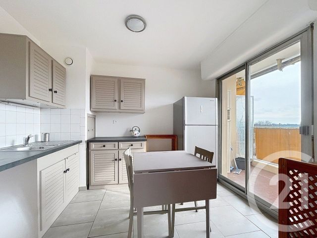 Afficher la photo en grand Appartement F1 à louer - 1 pièce - 31.11 m2 - GRASSE - 06 - PROVENCE-ALPES-COTE-D-AZUR - Century 21 Adhère Transactions