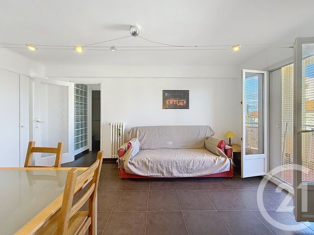 Appartement F2 à louer - 2 pièces - 45.38 m2 - CANNES - 06 - PROVENCE-ALPES-COTE-D-AZUR - Century 21 Adhère Transactions