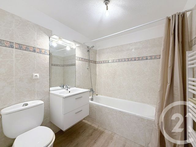 Appartement F1 à louer - 1 pièce - 32.34 m2 - MANDELIEU LA NAPOULE - 06 - PROVENCE-ALPES-COTE-D-AZUR - Century 21 Adhère Transactions