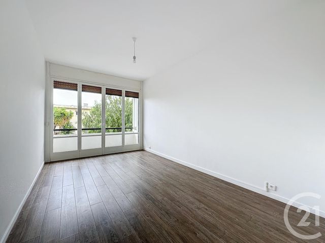 Appartement F4 à louer - 4 pièces - 83.84 m2 - NICE - 06 - PROVENCE-ALPES-COTE-D-AZUR - Century 21 Adhère Transactions