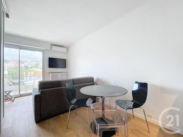 Appartement F2 à vendre - 2 pièces - 41.03 m2 - CANNES - 06 - PROVENCE-ALPES-COTE-D-AZUR - Century 21 Adhère Transactions