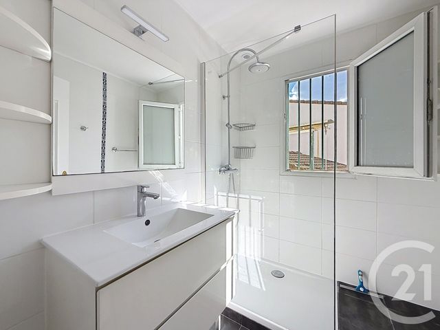 Appartement F4 à louer - 4 pièces - 68.94 m2 - MOUANS SARTOUX - 06 - PROVENCE-ALPES-COTE-D-AZUR - Century 21 Adhère Transactions