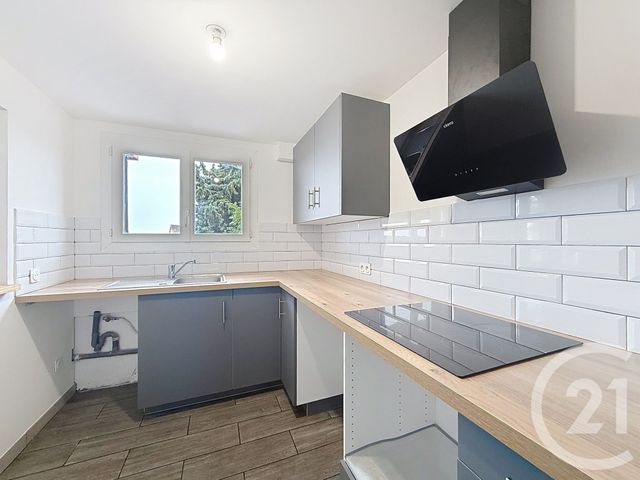 Appartement F4 à louer - 4 pièces - 65.4 m2 - GRASSE - 06 - PROVENCE-ALPES-COTE-D-AZUR - Century 21 Adhère Transactions