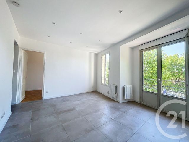 Appartement F2 à louer - 2 pièces - 37.53 m2 - ANTIBES - 06 - PROVENCE-ALPES-COTE-D-AZUR - Century 21 Adhère Transactions