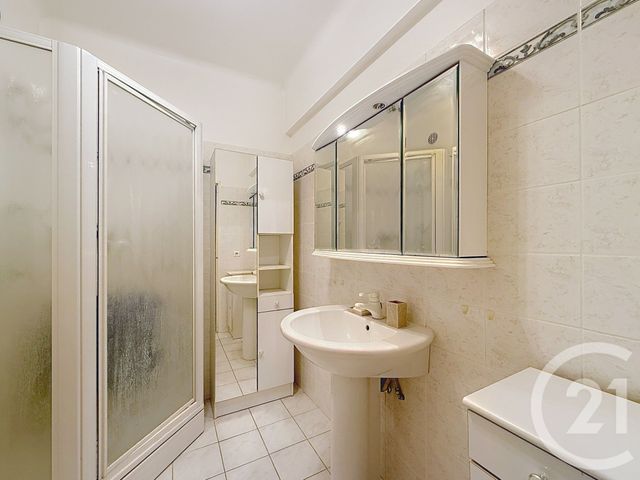 Appartement F3 à louer - 3 pièces - 80.16 m2 - CANNES - 06 - PROVENCE-ALPES-COTE-D-AZUR - Century 21 Adhère Transactions