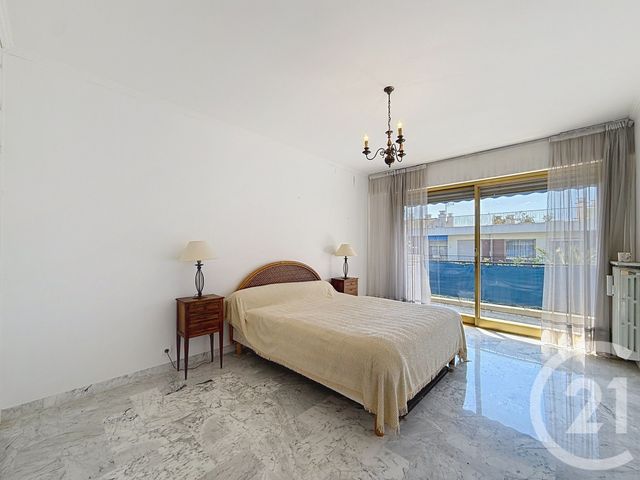 Appartement F3 à louer - 3 pièces - 80.16 m2 - CANNES - 06 - PROVENCE-ALPES-COTE-D-AZUR - Century 21 Adhère Transactions