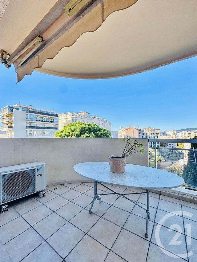 Appartement F3 à vendre CANNES