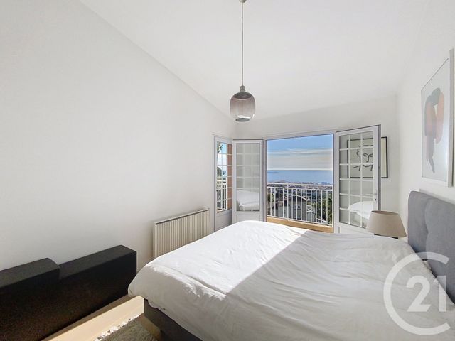 Appartement F3 à louer - 3 pièces - 82.0 m2 - LE GOLFE JUAN - 06 - PROVENCE-ALPES-COTE-D-AZUR - Century 21 Adhère Transactions