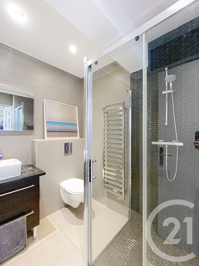 Appartement F3 à louer - 3 pièces - 82.0 m2 - LE GOLFE JUAN - 06 - PROVENCE-ALPES-COTE-D-AZUR - Century 21 Adhère Transactions